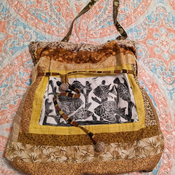 Peace Quilts Shoulder Tote Bag Tropical Fish and Floral Pattern - Picture 2 of 9